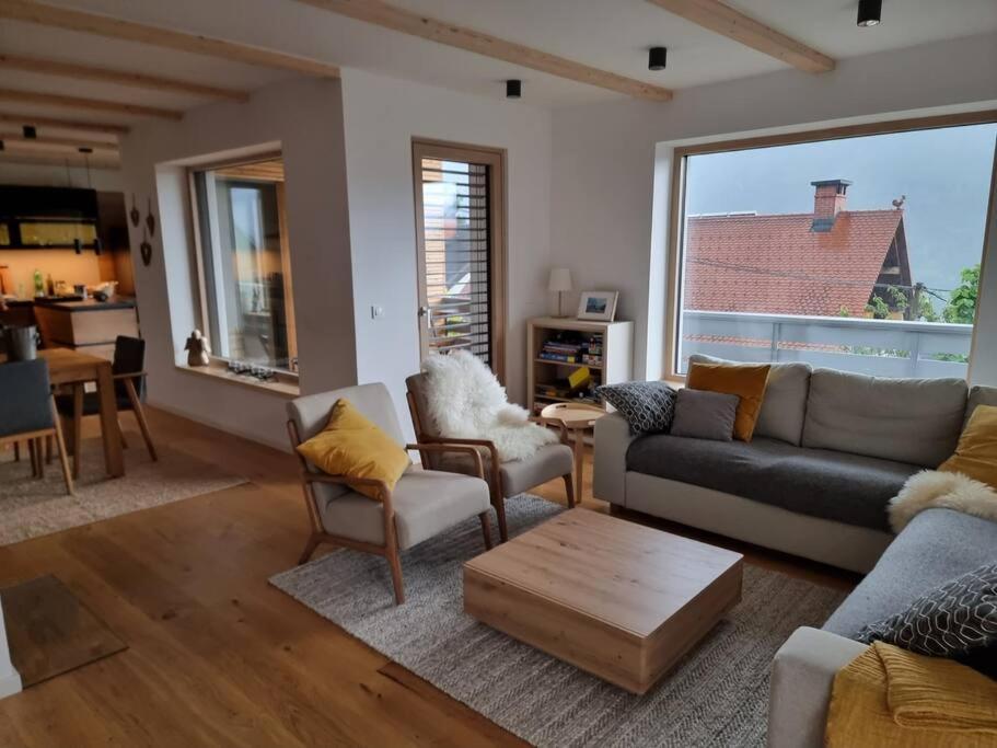 Comfy Mountain Nest Holiday home